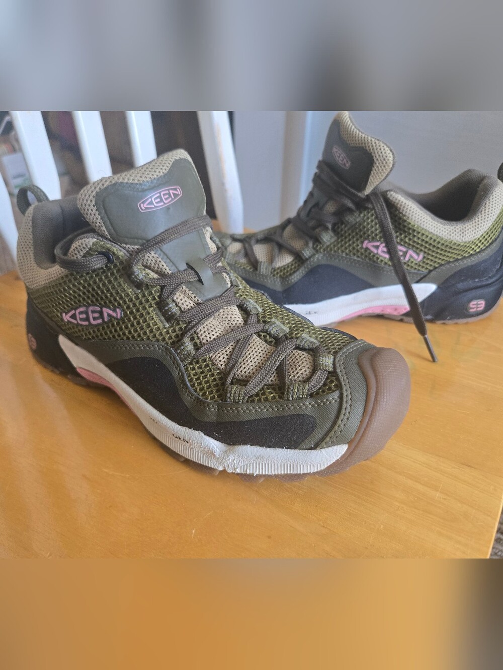 KEEN Wasatch Hiking Sneakers Olive Green/Pink Women's Women's 8.5 - Picture 2 of 8